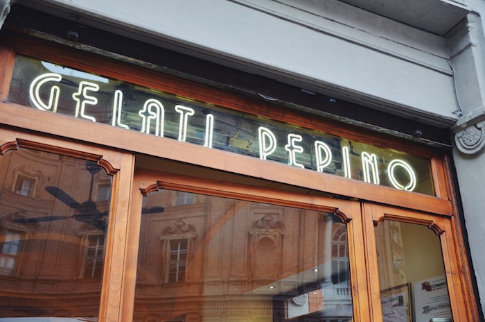 Italian ice cream: The Gelateria Pepino Gelato Neon Sign