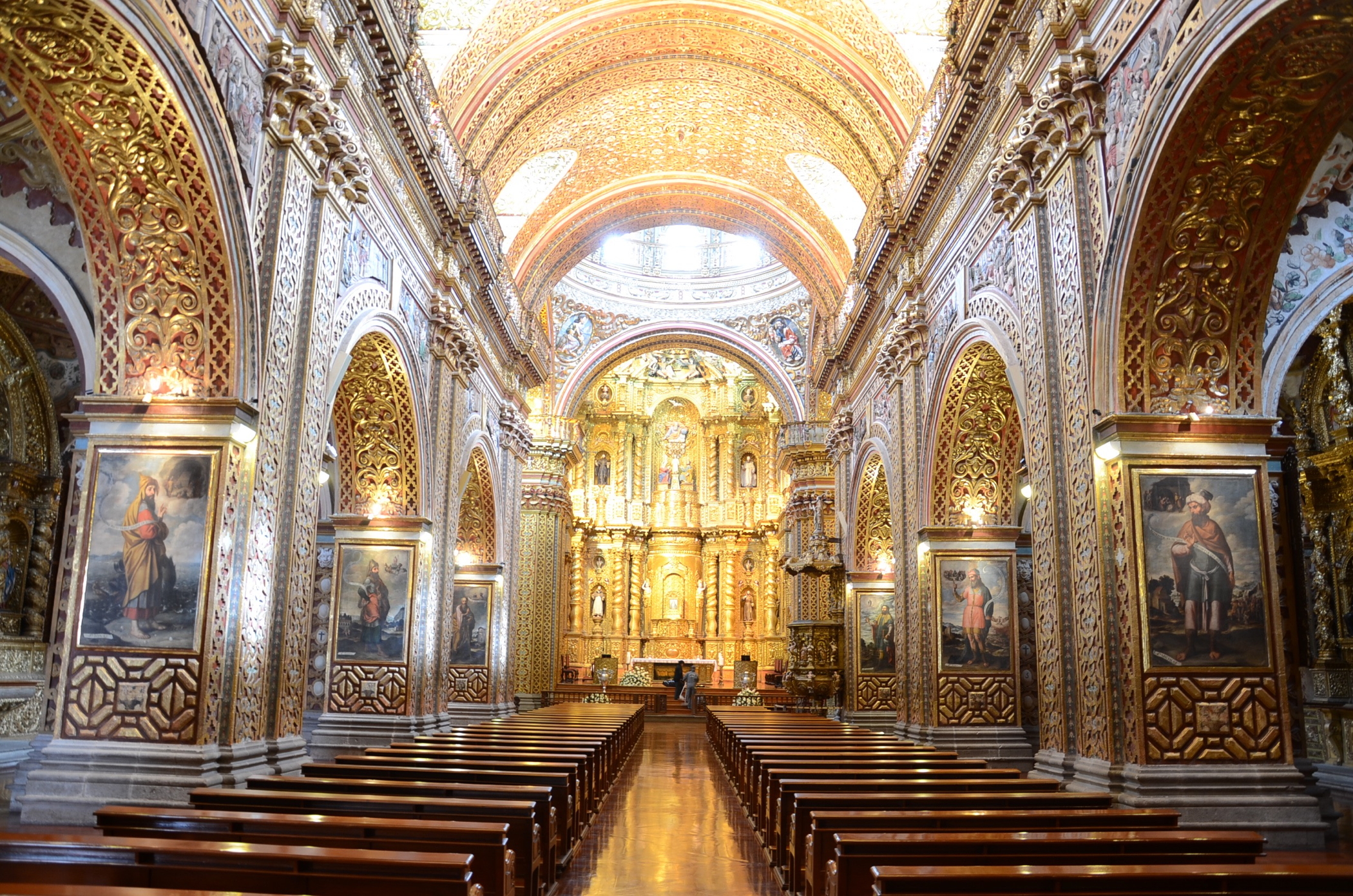 La Compañía de Jesús Church in Old town Quito Altstadt