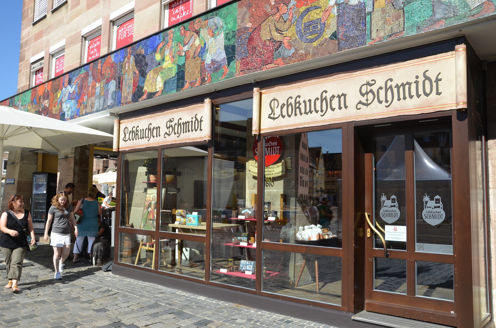 Find the best Nuremberg sausage and gingerbread in the best nuremberg restaurants and Lebkuchen Schmidt