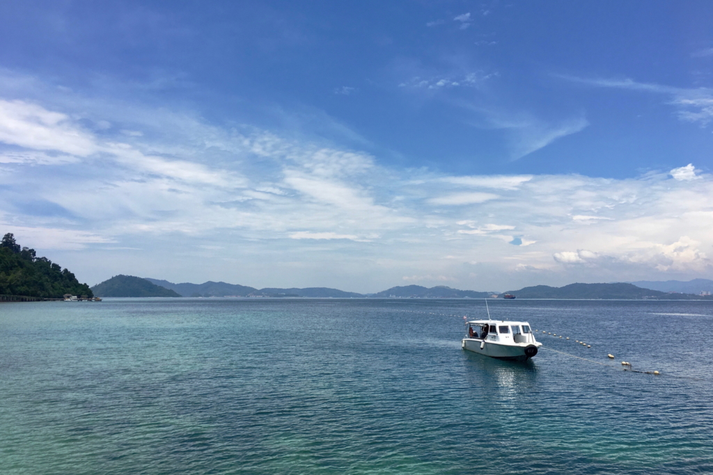 Großstadtdschungel-Malaysia-Gaya-Island-Resort-Boot